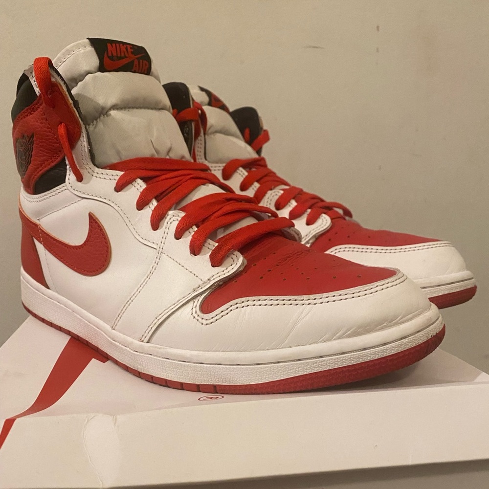 Air Jordan 1 High OG Heritage